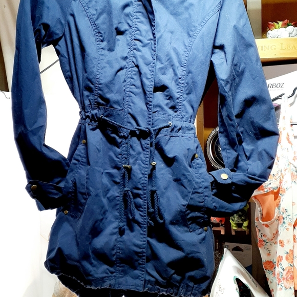 Bongo Coat Slim fitting with Tail sm-med - Picture 5 of 5